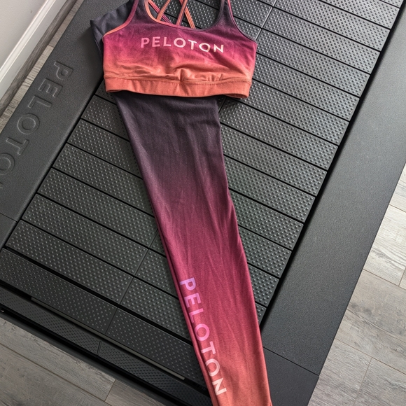 Peloton Other - Peloton Ombre Pink and Black Activewear Set